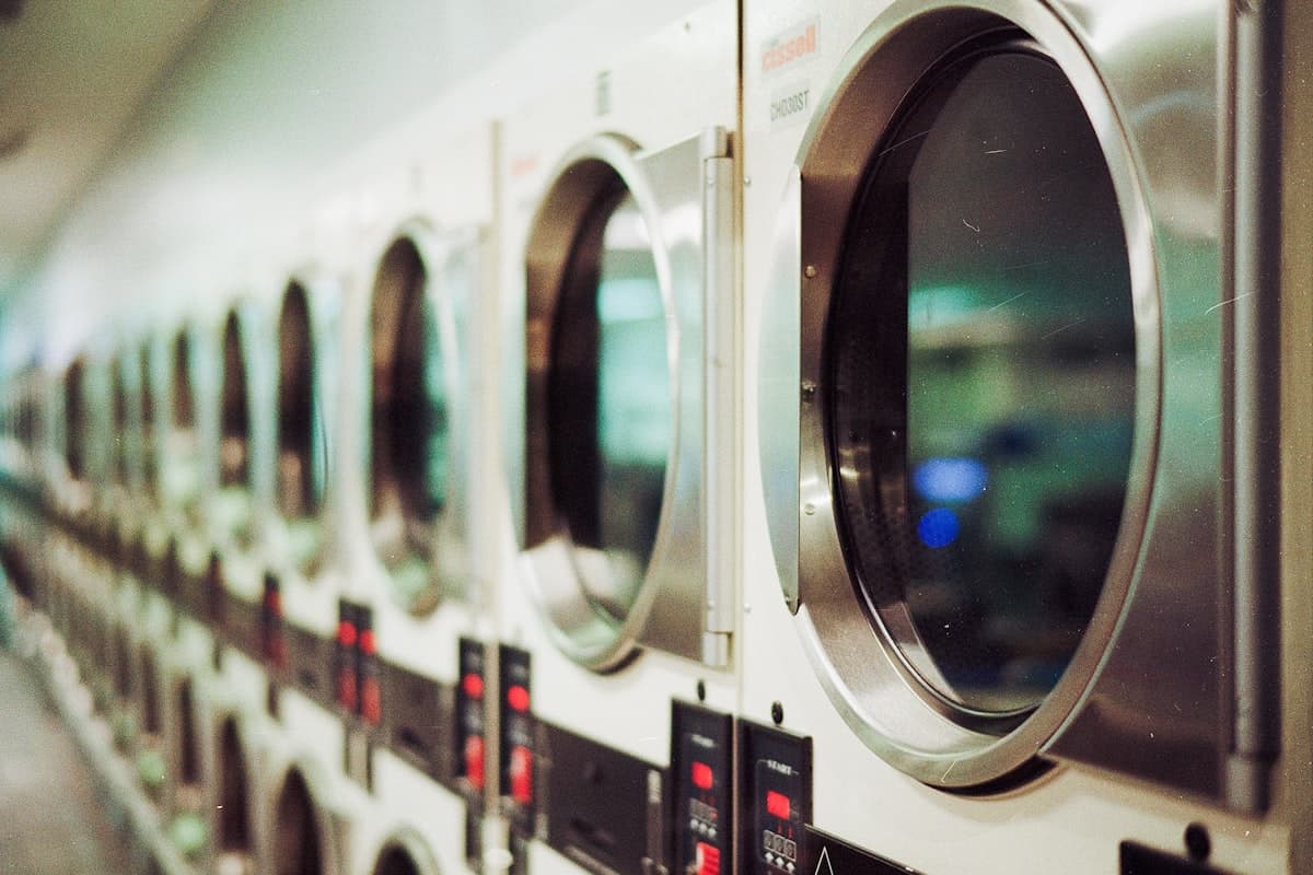 Commercial Laundry & Linen